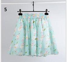 Load image into Gallery viewer, Floral Skirt