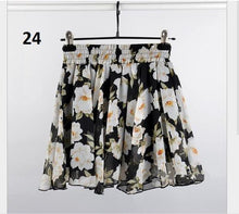 Load image into Gallery viewer, Floral Skirt