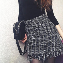 Load image into Gallery viewer, Frilled Hem Mini Skirt