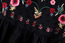 Load image into Gallery viewer, Floral Embroidery Seersucker Blouse