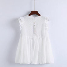 Load image into Gallery viewer, Floral Embroidery Seersucker Blouse