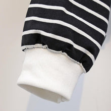 Load image into Gallery viewer, Striped Long Sleeve Crop Shirt