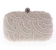 Load image into Gallery viewer, Evening Clutch With Pearls