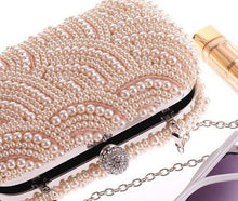 Load image into Gallery viewer, Evening Clutch With Pearls