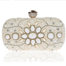 Load image into Gallery viewer, Evening Clutch With Pearls