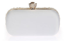 Load image into Gallery viewer, Evening Clutch With Pearls